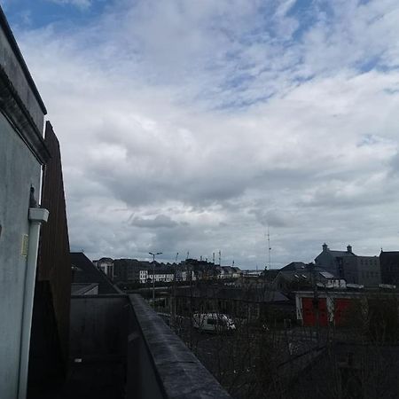 Cosy Retreat Apartment Galway Bagian luar foto