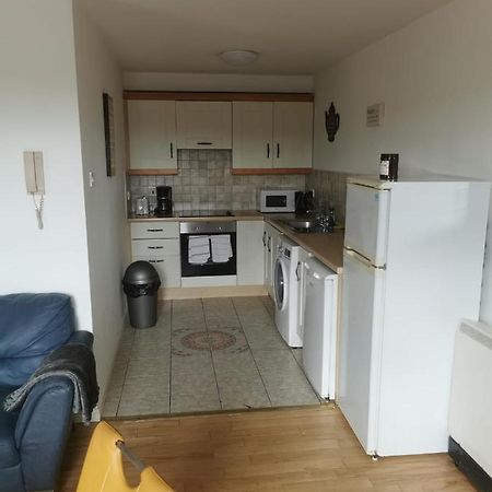 Cosy Retreat Apartment Galway Bagian luar foto