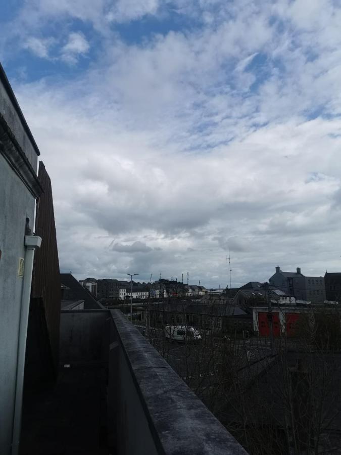 Cosy Retreat Apartment Galway Bagian luar foto